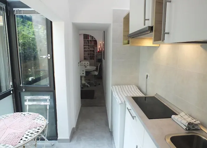 Apartament Loft Garden In Bologna's Heart Ospedale Rizzoli
