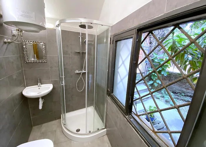 Loft Garden In Bologna's Heart Ospedale Rizzoli Apartment