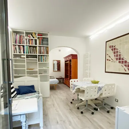 Loft Garden In Bologna's Heart Ospedale Rizzoli Appartement