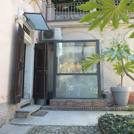 Appartement Loft Garden In Bologna's Heart Ospedale Rizzoli